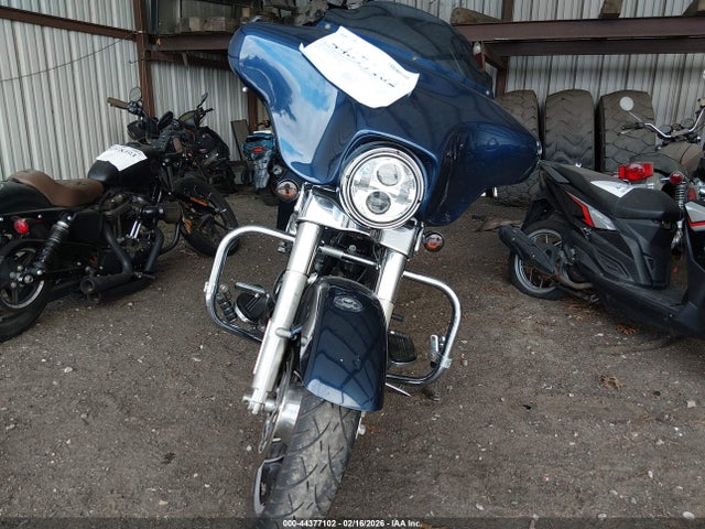 2012 HARLEY-DAVIDSON FLHX 1HD1KBM12CB619980 Photo 4