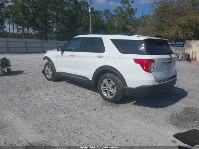 2022 FORD EXPLORER 1FMSK7DH9NGC02020 Photo 2
