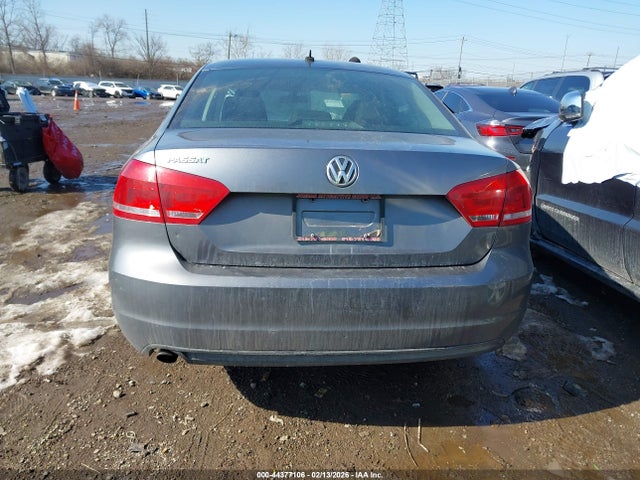 Продажа на аукционе авто 2013 Volkswagen Passat 2.5l S, vin: 1VWAP7A32DC003971, номер лота: 44377106