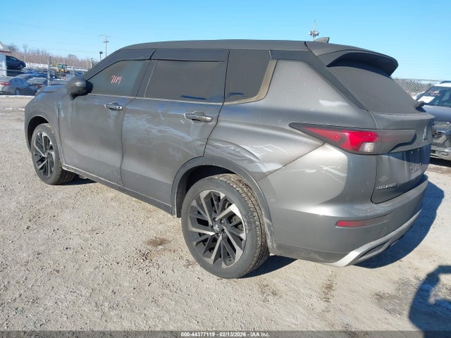 2022 MITSUBISHI OUTLANDER JA4J4UA83NZ079732 Photo 2