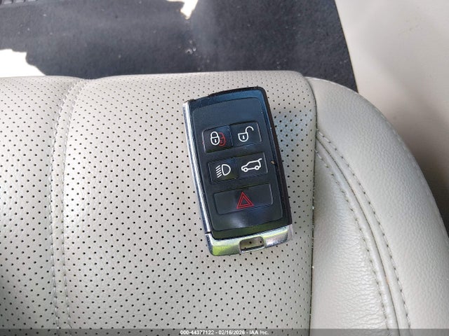 2023 LAND ROVER RANGE ROVER VELAR SALYT2EX6PA357675 Photo 10