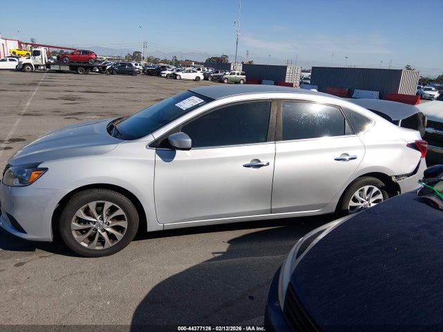 3N1AB7AP3KY323036 Nissan SENTRA SV