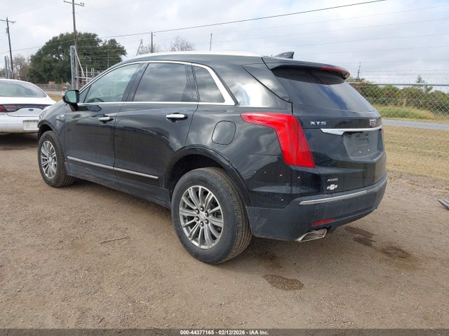2019 CADILLAC XT5 1GYKNDRS7KZ122272 Photo 2