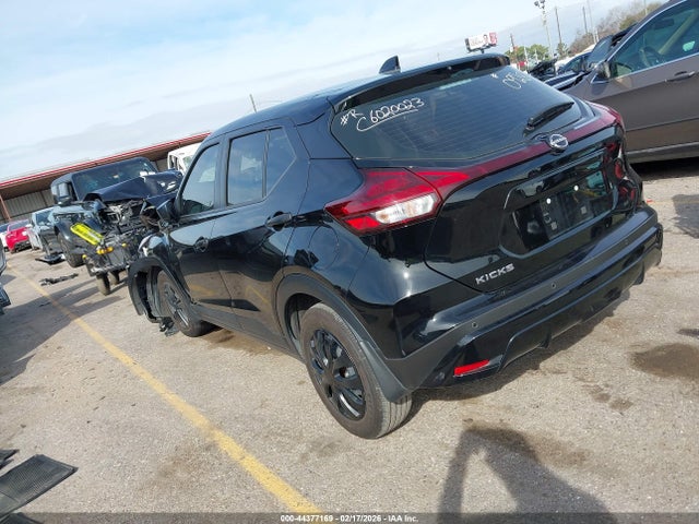 2025 NISSAN KICKS PLAY 3N1CP5BV1SL480928 Photo 2