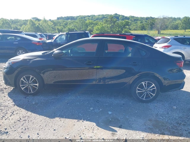 2024 Kia Forte Lxs მანქანა იყიდება აუქციონზე, vin: 3KPF24AD4RE714683, აუქციონის ნომერი: 44377175