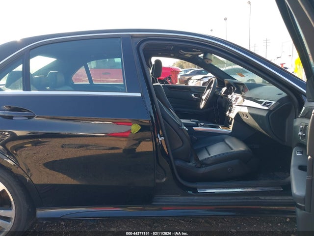 Mercedes-Benz E 350 2014 WDDHF5KB4EB062550 Image 5