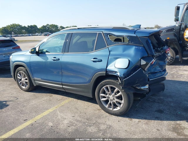 2024 GMC TERRAIN 3GKALVEG1RL326814 Photo 2