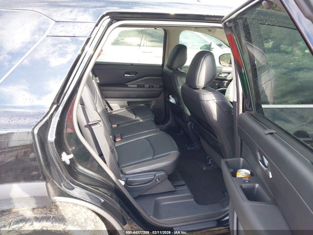 44377209 :رقم المزاد ، 5N1DR3CC7RC233458 vin ، 2024 Nissan Pathfinder Sl 4wd مزاد بيع