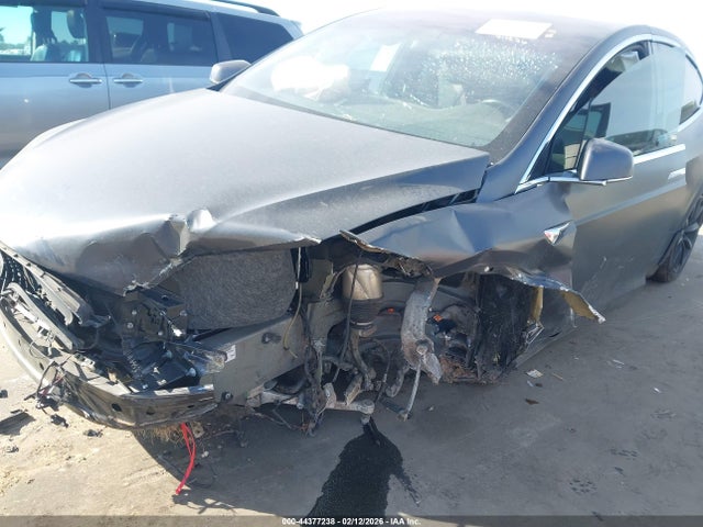 2018 TESLA MODEL X 5YJXCBE25JF121055 Photo 5
