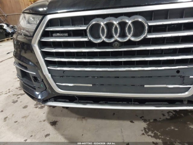 2019 AUDI Q7 WA1LHAF7XKD041919 Photo 5