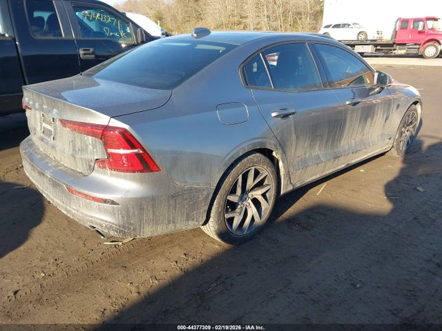 2020 VOLVO S60 7JR102FK8LG037142 Photo 3