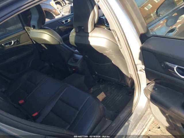 2020 VOLVO S60 7JR102FK8LG037142 Photo 7