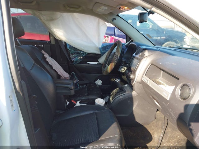 Aukcja sprzedaży 2017 Jeep Compass Latitude Fwd, vin: 1C4NJCEB6HD160371, numer aukcji: 44377322