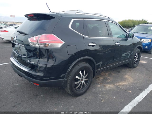 5N1AT2MV2FC915500 Nissan Rogue Sl
