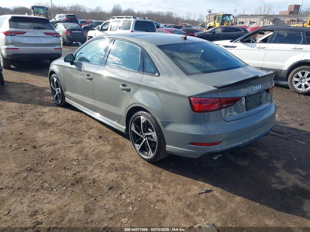 2020 AUDI A3 WAUBEGFF9LA105503 Photo 2