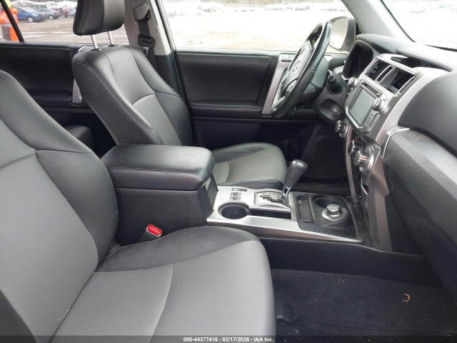 JTEBU5JR8F5271712 Toyota 4runner Sr5 Premium
