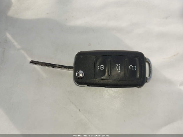 2018 Volkswagen Passat 2.0t R-line/2.0t S მანქანა იყიდება აუქციონზე, vin: 1VWAA7A34JC019036, აუქციონის ნომერი: 44377433