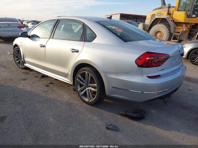 2018 Volkswagen Passat 2.0t R-line/2.0t S მანქანა იყიდება აუქციონზე, vin: 1VWAA7A34JC019036, აუქციონის ნომერი: 44377433