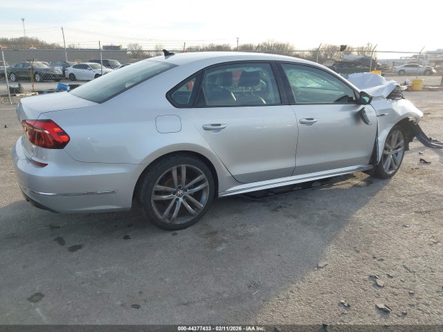 2018 Volkswagen Passat 2.0t R-line/2.0t S მანქანა იყიდება აუქციონზე, vin: 1VWAA7A34JC019036, აუქციონის ნომერი: 44377433