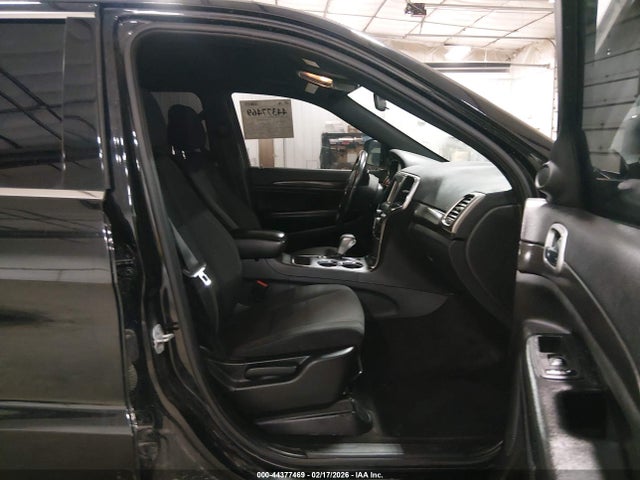 Aukcja sprzedaży 2018 Jeep Grand Cherokee Laredo 4x4, vin: 1C4RJFAGXJC452573, numer aukcji: 44377469