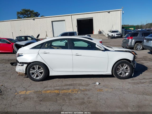 Auction sale of the 2014 Hyundai Sonata Gls, vin: 5NPEB4AC0EH877243, lot number: 44377512