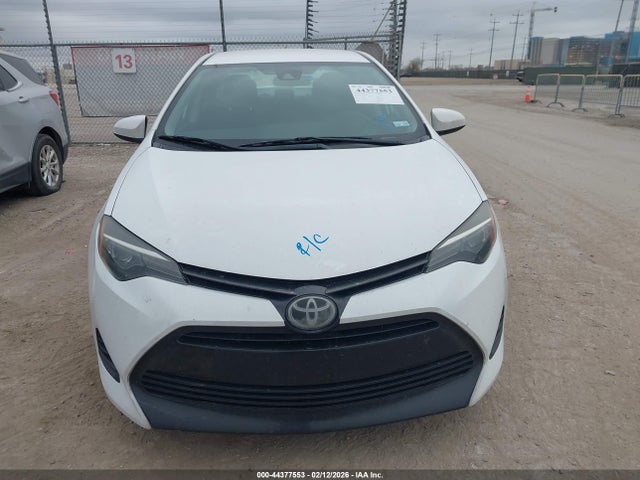 5YFBURHE1KP940043 Toyota COROLLA LE