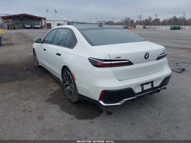 BMW 740i Xdrive 2025 WBA33EH00SCV71427 Image 3