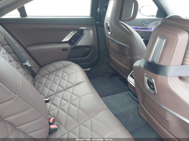 BMW 740i Xdrive 2025 WBA33EH00SCV71427 Image 8