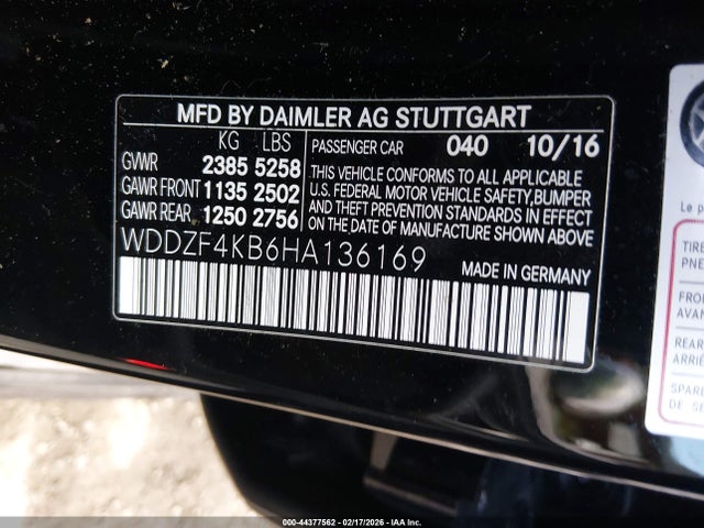 WDDZF4KB6HA136169 Mercedes-Benz E 300 4matic