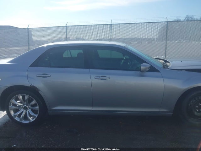 Aukcja sprzedaży 2014 Chrysler 300 300s, vin: 2C3CCABG6EH376620, numer aukcji: 44377568