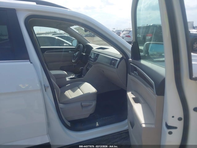 Продаж на аукціоні авто 2022 Volkswagen Atlas 2.0t Se, vin: 1V2DP2CA4NC549248, номер лоту: 44377579