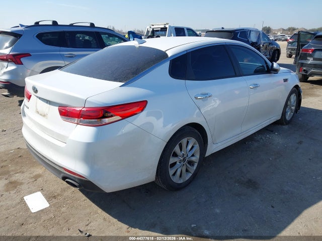2017 KIA OPTIMA 5XXGT4L37HG167419 Photo 3