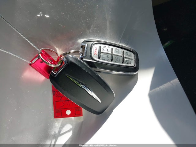 Aukcja sprzedaży 2020 Chrysler Pacifica Touring L, vin: 2C4RC1BG4LR106900, numer aukcji: 44377620