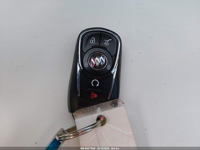44377646 :رقم المزاد ، KL4MMDS25MB131778 vin ، 2021 Buick Encore Gx Fwd Select مزاد بيع