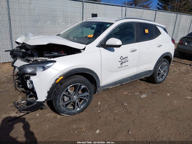 44377646 :رقم المزاد ، KL4MMDS25MB131778 vin ، 2021 Buick Encore Gx Fwd Select مزاد بيع