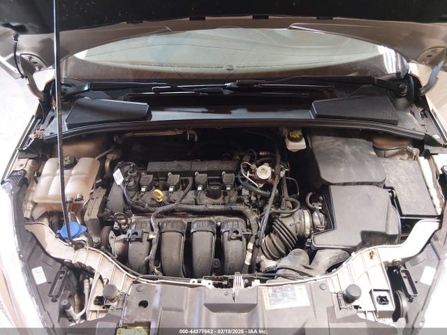 1FADP3F21HL320225 Ford FOCUS SE