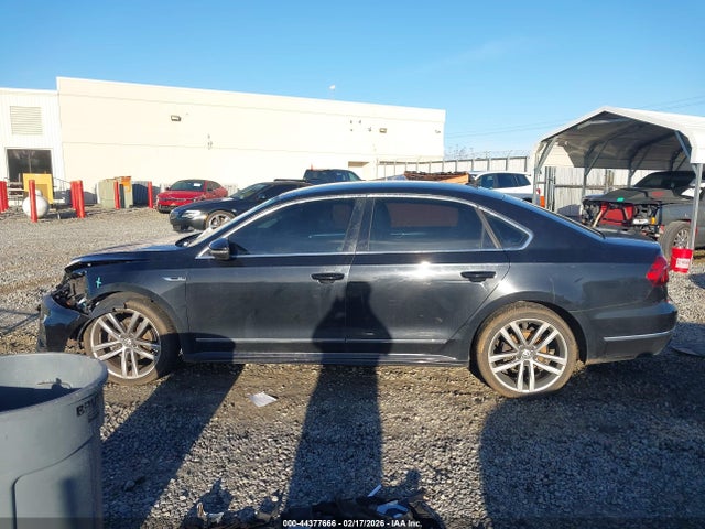 44377666 :رقم المزاد ، 1VWDT7A33HC066060 vin ، 2017 Volkswagen Passat 1.8t R-line مزاد بيع