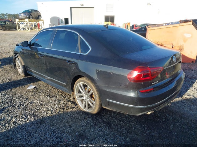 44377666 :رقم المزاد ، 1VWDT7A33HC066060 vin ، 2017 Volkswagen Passat 1.8t R-line مزاد بيع