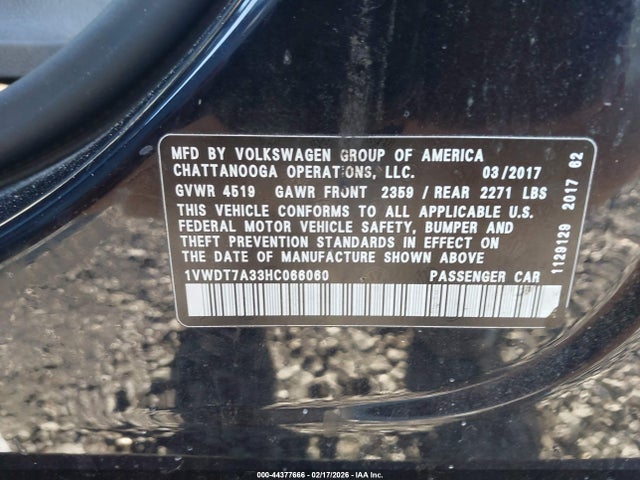 44377666 :رقم المزاد ، 1VWDT7A33HC066060 vin ، 2017 Volkswagen Passat 1.8t R-line مزاد بيع