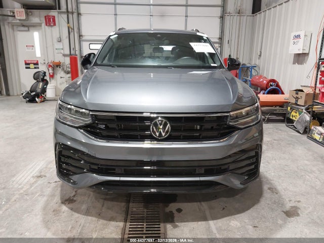 Aukcja sprzedaży 2024 Volkswagen Tiguan 2.0t Se R-line Black, vin: 3VVCB7AX1RM049733, numer aukcji: 44377697