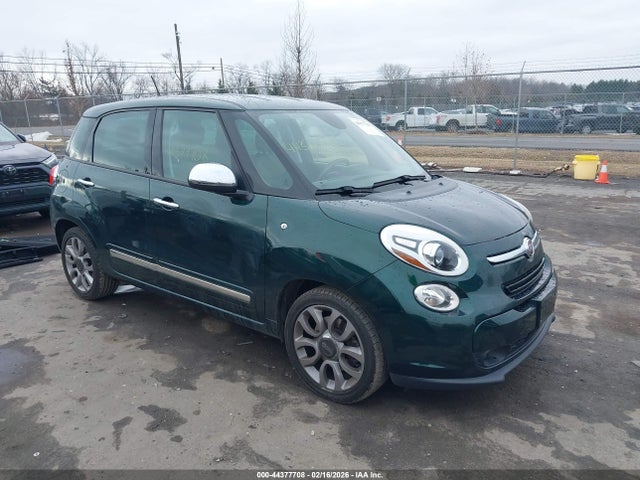 2014 FIAT 500L ZFBCFACH2EZ003426 Photo 0