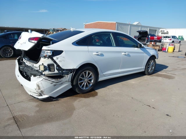 44377716 :رقم المزاد ، 5NPE24AF1KH743220 vin ، 2019 Hyundai Sonata Se مزاد بيع