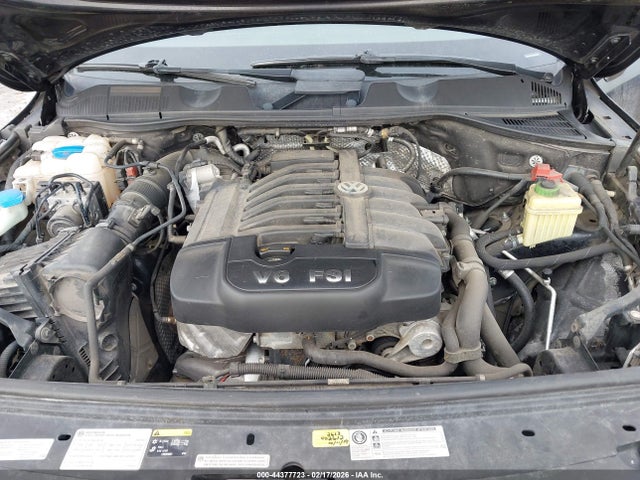 2014 VOLKSWAGEN TOUAREG WVGDF9BP2ED002584 Photo 9