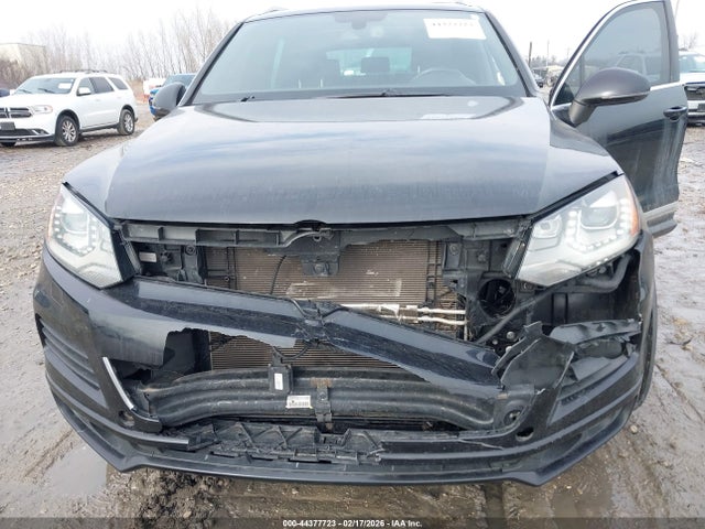 2014 VOLKSWAGEN TOUAREG WVGDF9BP2ED002584 Photo 5