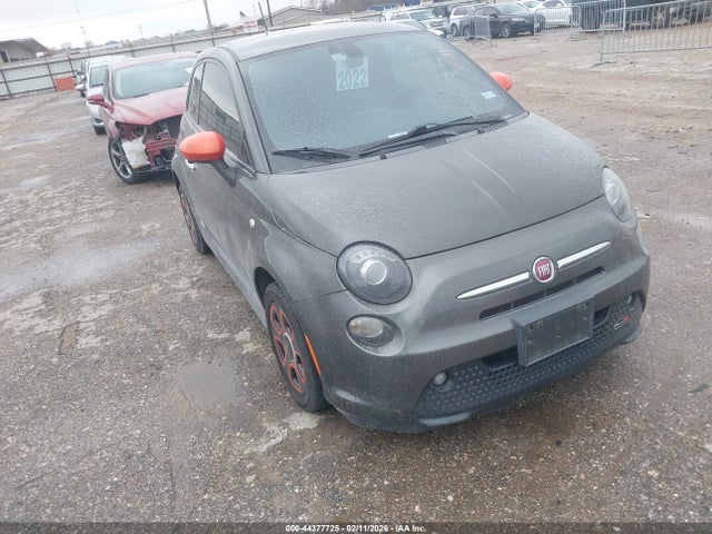 2017 FIAT 500E 3C3CFFGE9HT565673 Photo 0
