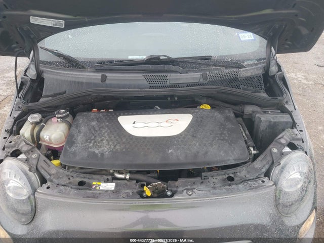 2017 FIAT 500E 3C3CFFGE9HT565673 Photo 9