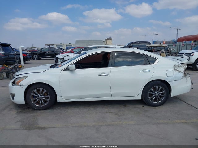 1N4AL3AP0FC472642 Nissan Altima 2.5 S