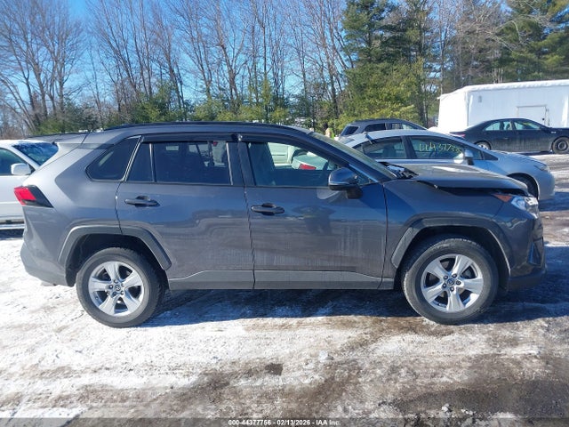 Toyota Rav4 Xle 2019 JTMP1RFV7KD015903 Image 14