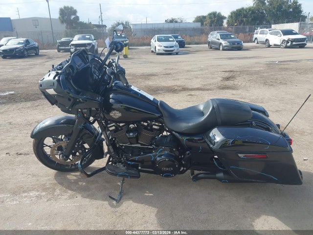 1HD1KTP13MB657771 Harley-Davidson FLTRXS