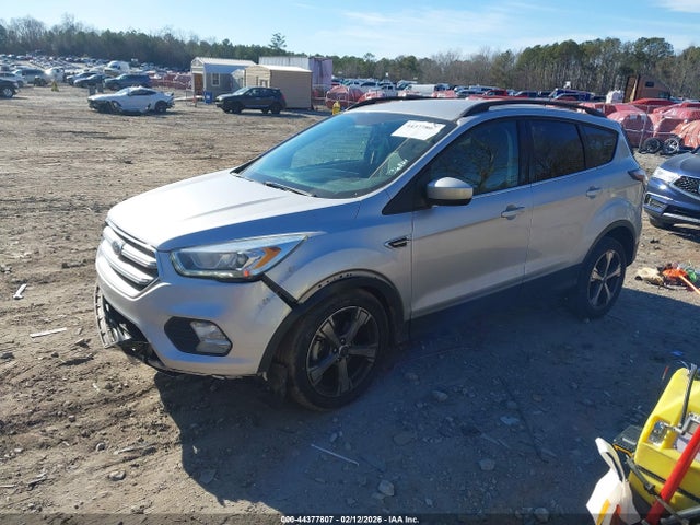 1FMCU0GD8HUC59085 Ford ESCAPE SE